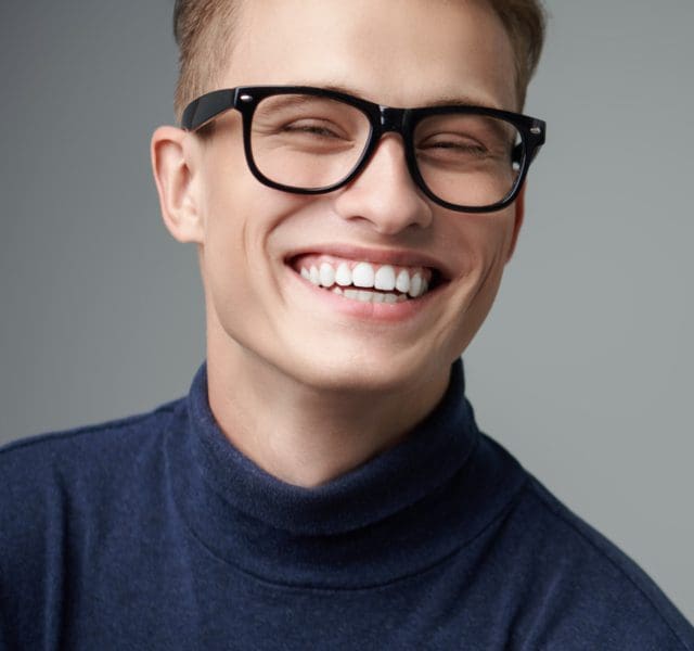 SMD-referrals-restorative-cosmetic-hero